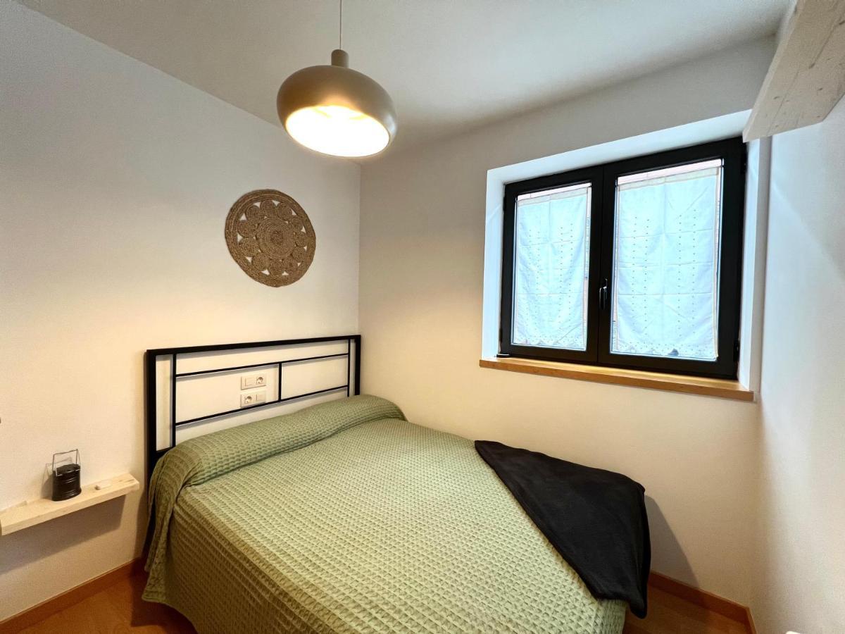 Apartament La Gisca - L'Amfitriona Valencia D'Aneu Exterior photo